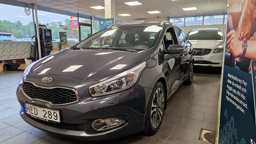 Bild 3 av Kia cee'd_sw 1.6 CRDi EX Comfort Euro5| En-Ägare|3,45%Ränta