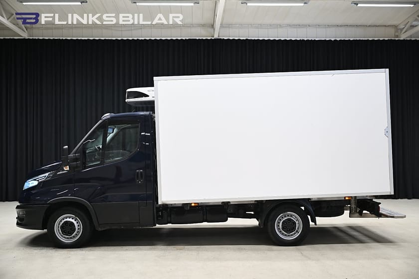 Bild 2 av Iveco Daily 35-140 Chassi Cab 136HK Automat|Volymskåp|Kylbil|Nattkyla|Leasbar|SeUtr!