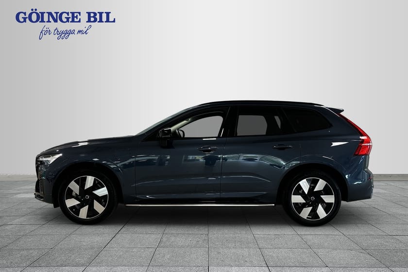 Bild 5 av Volvo XC60 Recharge T6 Ultimate Dark/ infällbartdrag/ Panorama Tak/ 360 Kamera/ Google