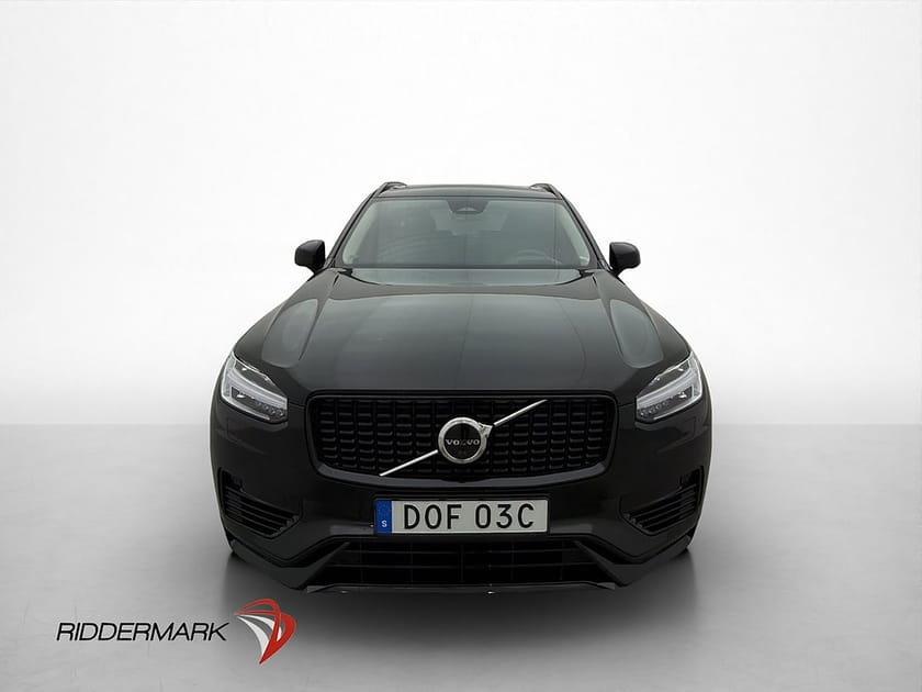 Bild 2 av Volvo XC90 7 Säten Recharge T8 AWD Ultimate Dark 7-Sit Pano H/K Drag