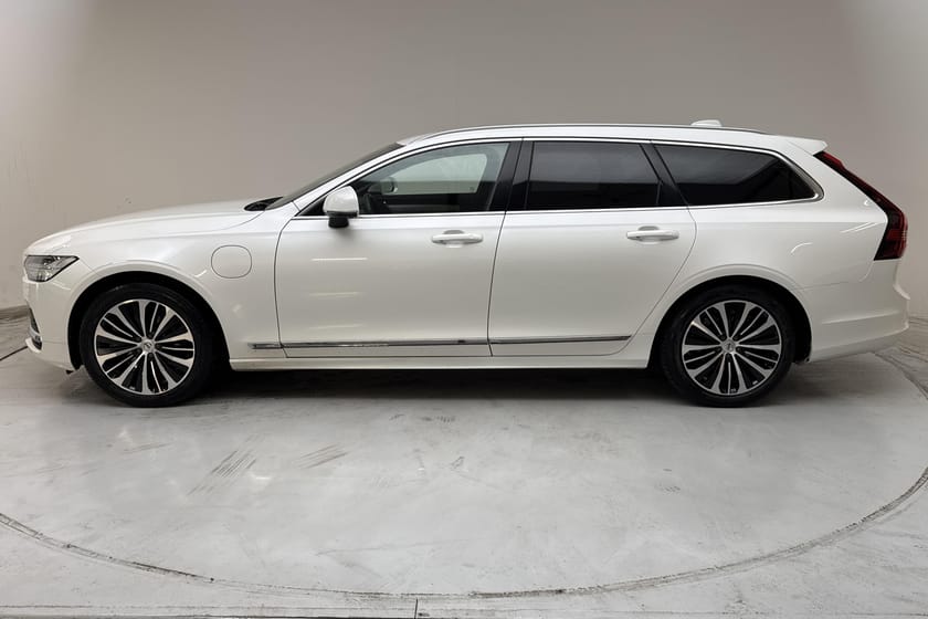 Bild 2 av Volvo V90 T6 AWD Recharge (350hk) Core