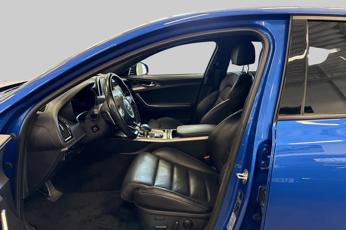 picture of a car