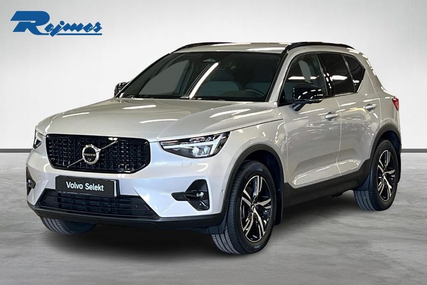 Bild 1 av Volvo XC40 B3 FWD Bensin Plus Dark