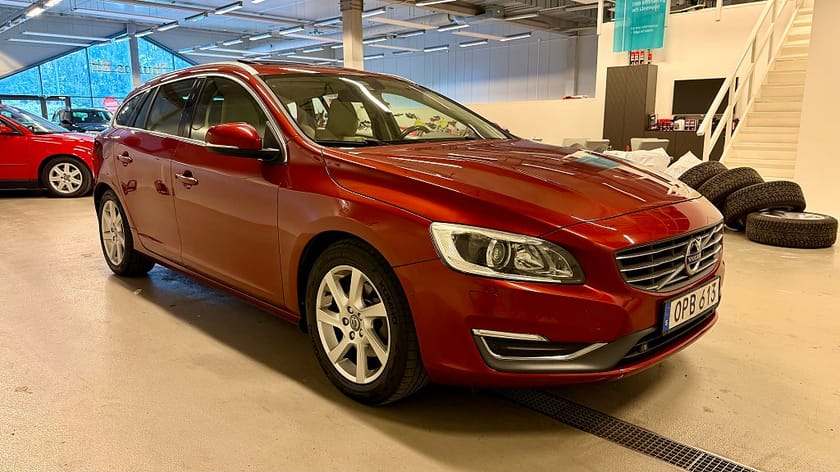 Bild 2 av Volvo V60 D4 Summum BE Pro / Lucka / Webasto / Drag