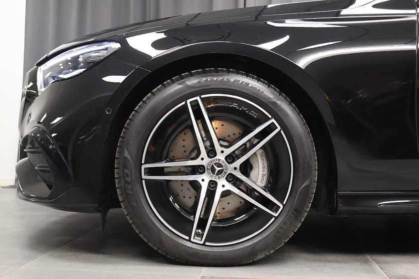 Bild 5 av Mercedes-Benz E 220 d 4MATIC T