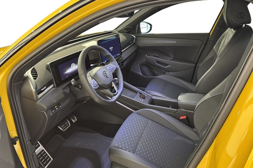 Bild 4 av Volkswagen T-Roc eTSI150 DSG R-LINE *MKT UTRUSTNING*