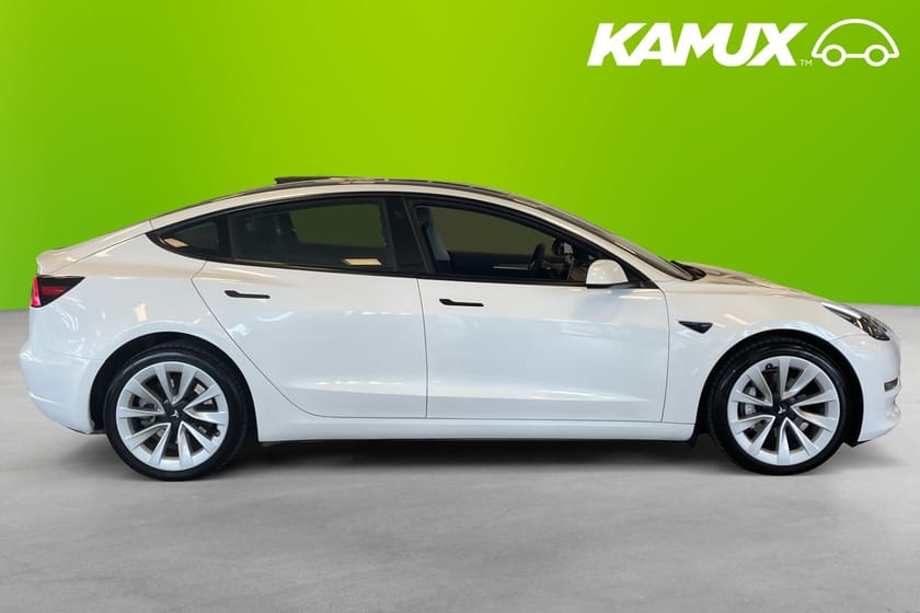 Bild 2 av Tesla Model 3 Long Range AWD Pano Moms