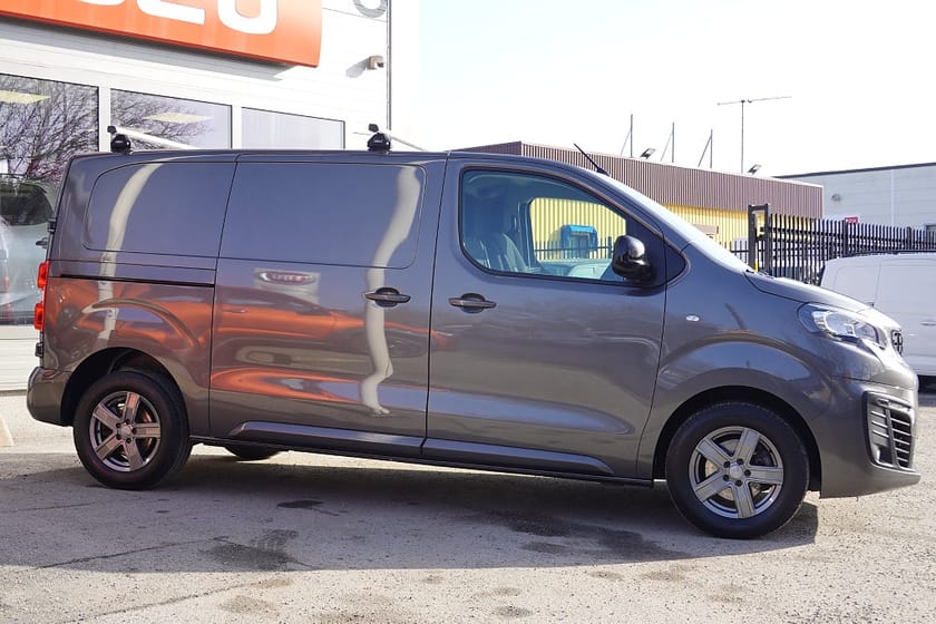 Bild 4 av Peugeot Expert Utökad Last 2.0 177 HK | VÄRMARE | KAMERA