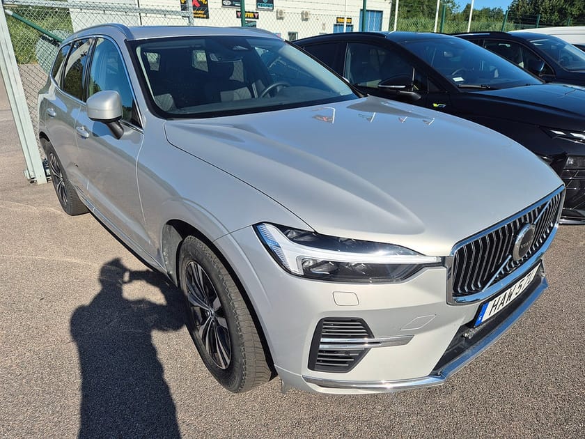 Bild 3 av Volvo XC60 T6 Recharge Core Bright plug in AWD 350HK 4x4 Panorama