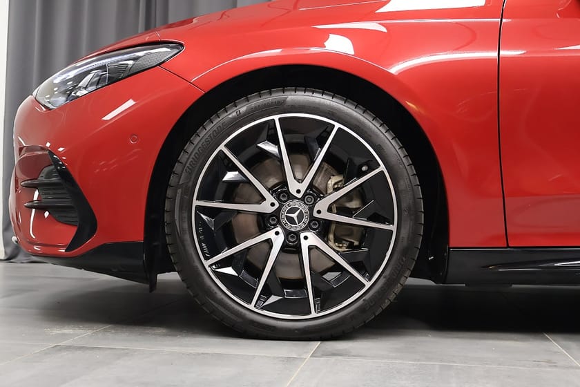 Bild 5 av Mercedes-Benz CLA 250+ AMG Line Plus Vinter Distronic 360