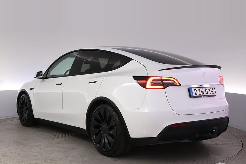 Bild 4 av Tesla Model Y Performance Autopilot Panorama Drag
