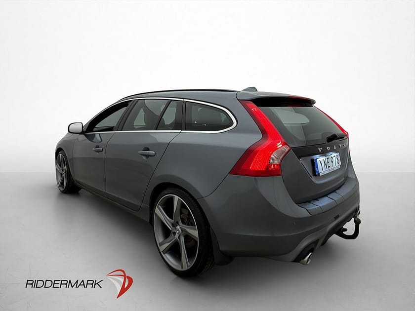 Bild 4 av Volvo V60 D4 AWD R-Design VOC D-Värmare Drag Navi