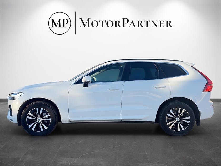 Bild 4 av Volvo XC60 B4 Aut Momentum Google VoC Kamera MOMS