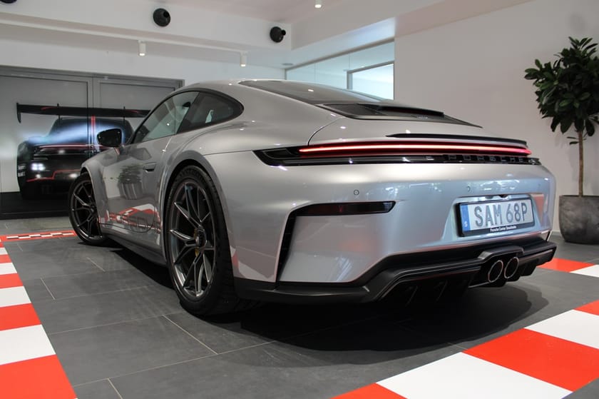 Bild 2 av Porsche 911 GT3 Touring 