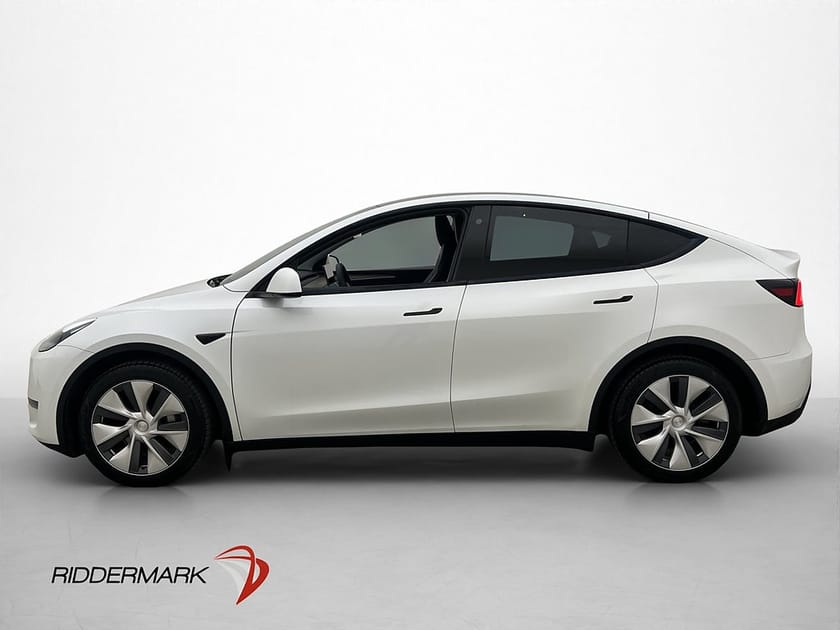 Bild 5 av Tesla Model Y Long Range AWD Svensksåld MOMS Drag