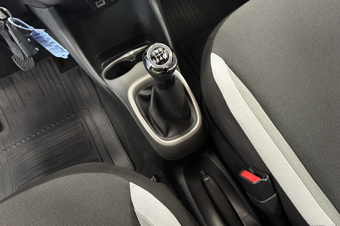picture of a car