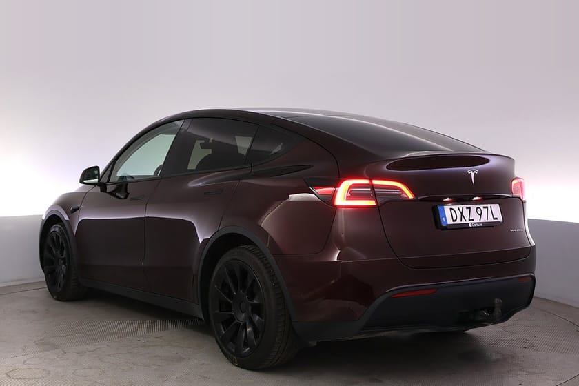 Bild 4 av Tesla Model Y Long Range AWD Autopilot 20" Pano Drag