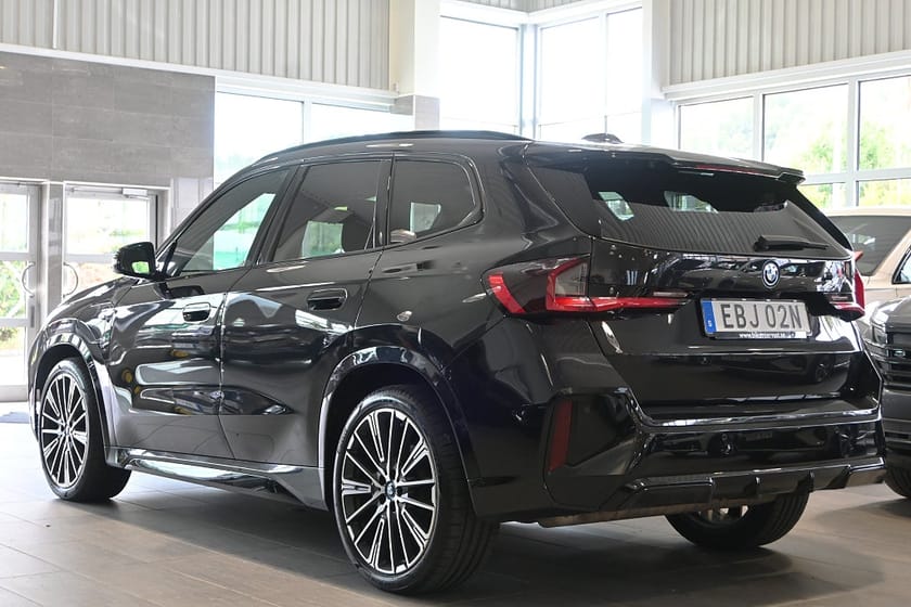 Bild 3 av BMW X1 xDrive30e M Sport Pano Drag Navi H/K 20tum Leasebar