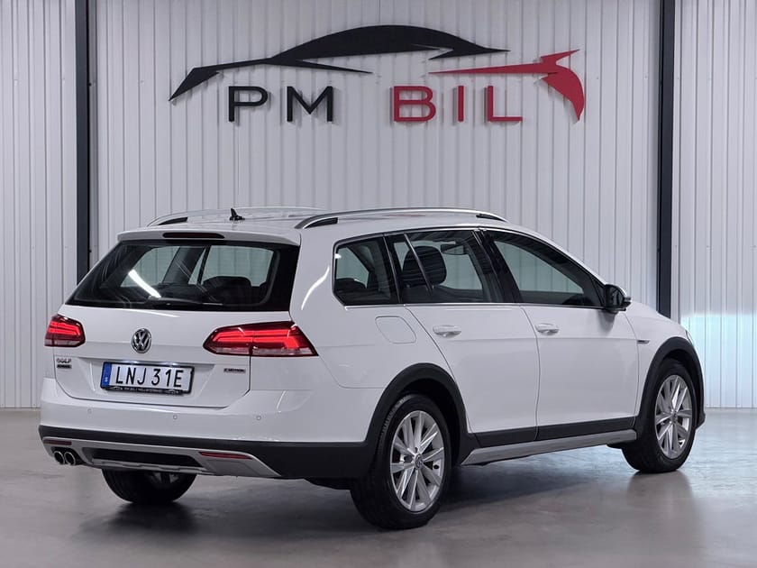 Bild 3 av Volkswagen Golf Alltrack 2.0 TDI 4Motion Drag Värmare S&V-Hjul B-Kamera Nyservad