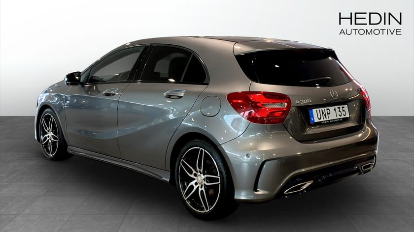 Bild 2 av Mercedes-Benz A 200 AMG/Night