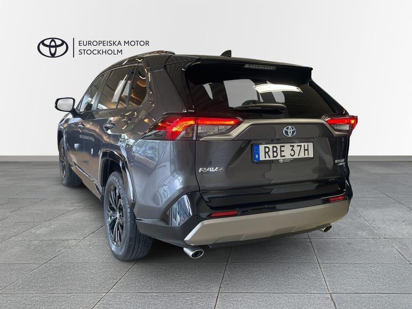 Bild 2 av Toyota RAV4 Hybrid AWD-i 2,5 STYLE - V-HJUL & LÅGMIL