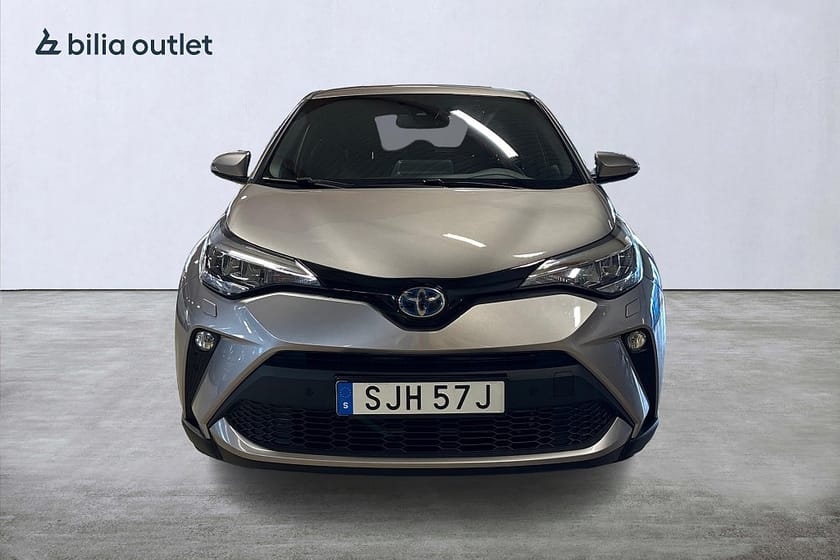 Bild 3 av Toyota C-HR Hybrid CVT X-Edition / Keyless / B-Kamera / Rattvärme
