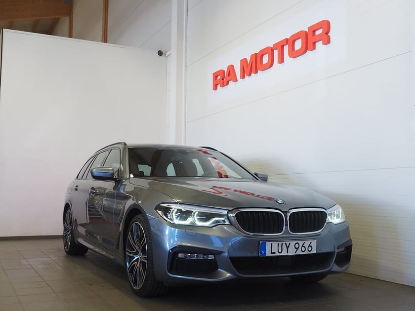 Bild 2 av BMW 530d xDrive Touring 530 265hk M Sport Pano H/K 360° Se Spec!