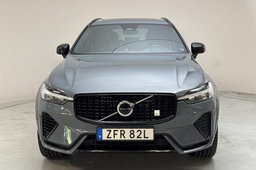 Bild 5 av Volvo XC60 Recharge T8 Polestar Engineered 405hk B&W 4C