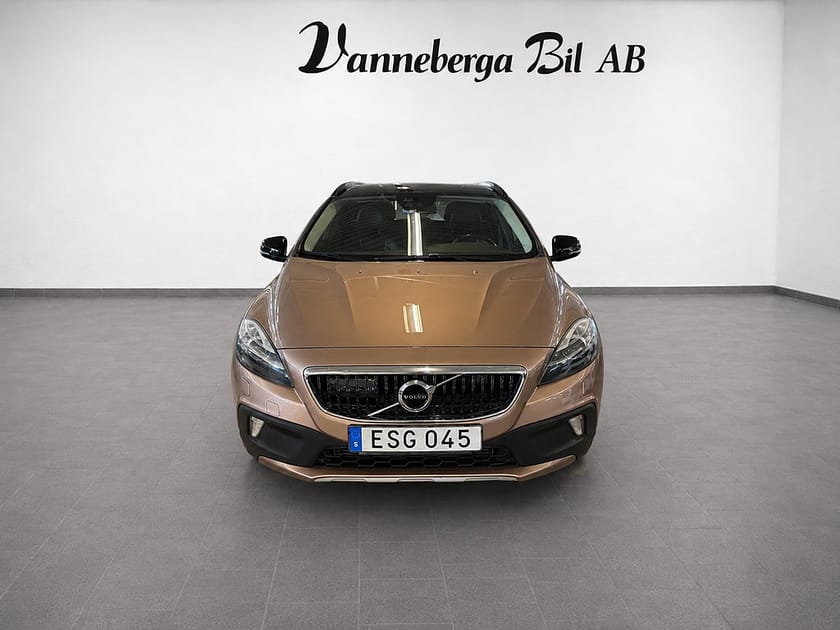 Bild 2 av Volvo V40 Cross Country D4 Geartronic Summum Panorama/Backkamera/Skinn/Euro 5