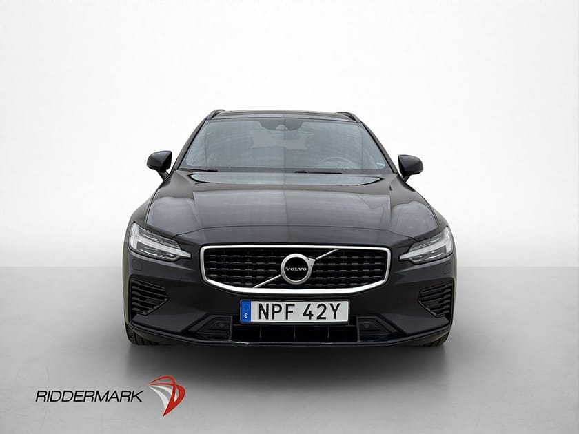 Bild 2 av Volvo V60 T8 392hk AWD R-Design Pano Värm Drag Kamera VOC