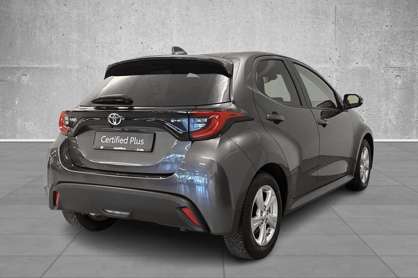Bilde 5 av Toyota Yaris Hybrid 115 /NY service/Navi/Active Tech