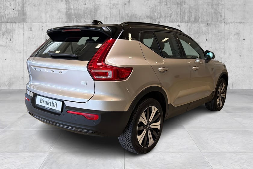 Bilde 5 av Volvo XC40 Recharge Twin motor Plus AWD H-feste/Varmepumpe/Kamera/Varmer/El.sete/ACC