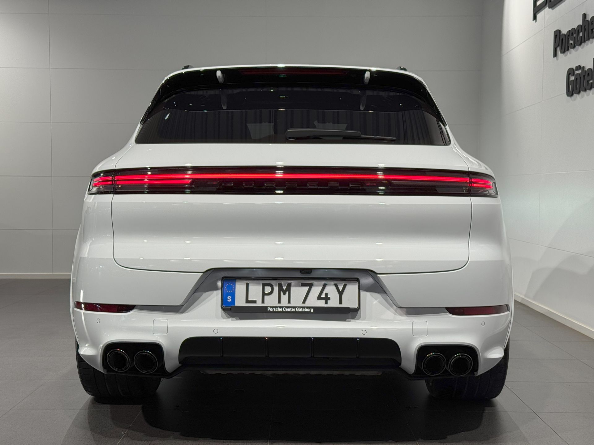 Porsche Cayenne E-Hybrid 2024, kuva 7/33