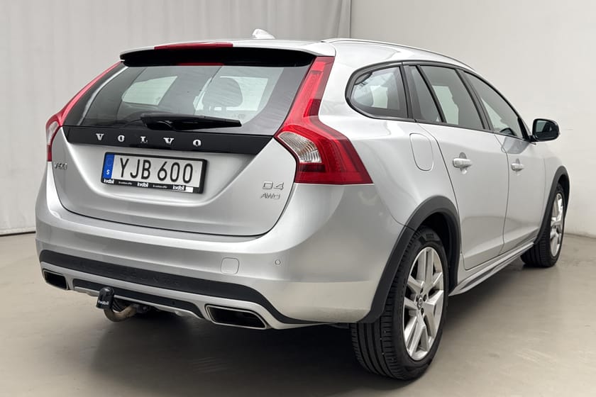 Bild 3 av Volvo V60 Cross Country D4 AWD (190hk) Summum Drag
