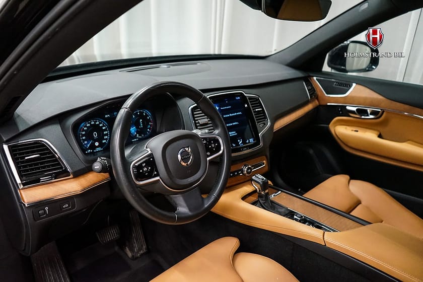 Bild 4 av Volvo XC90 7-sits T5 AWD Inscription Drag Värme Kamera Carplay GPS