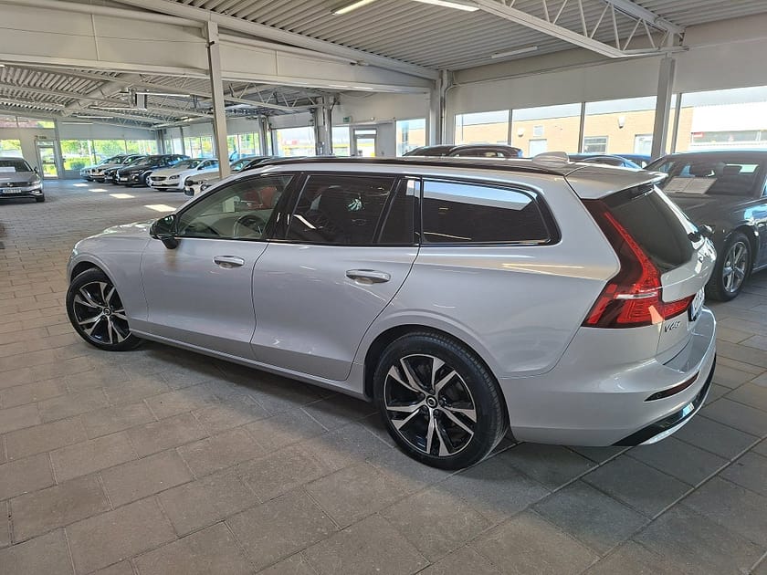 Bild 4 av Volvo V60 B4 Geartronic Plus Dark Navi|Drag|Backamera