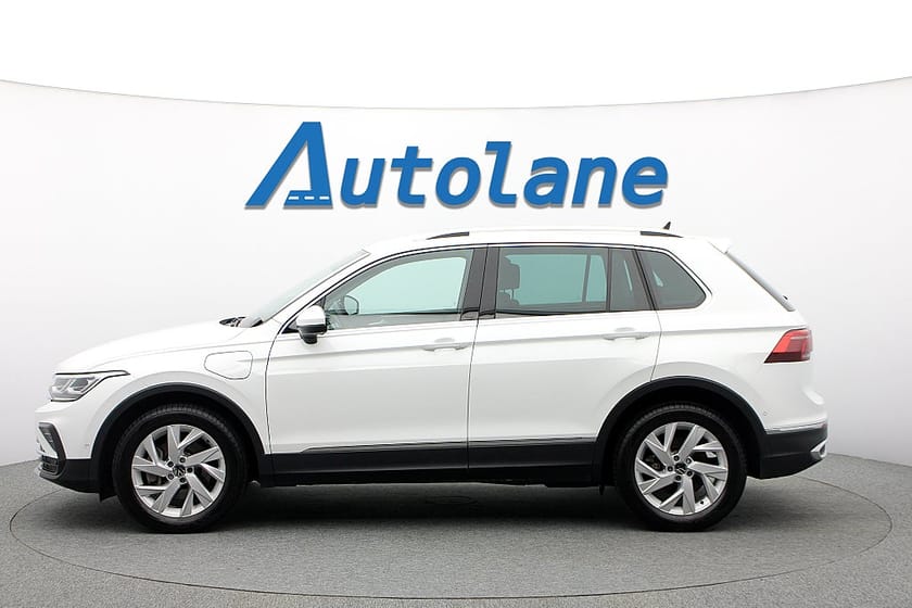Bild 5 av Volkswagen Tiguan eHybrid 1.4 TSI, Elegance, B-Kamera, Drag, 245hk
