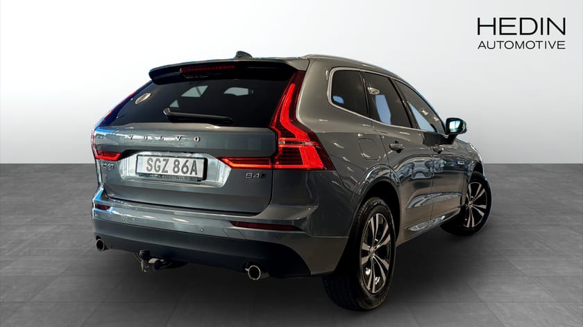 Bild 2 av Volvo XC60 B4 AWD Geartronic Momentum Advanced 197 hk | Dragkrok