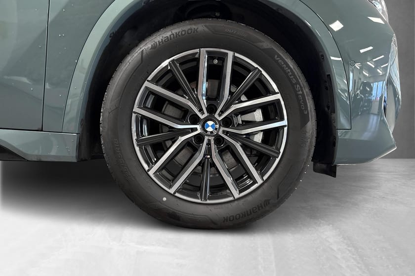 Bilde 5 av BMW iX1 xDrive30 Fully Charged, M-sport, HUD, H&K, ComfAcc, Pano