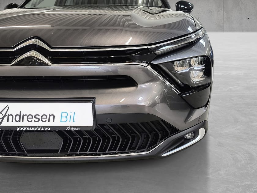 Bilde 4 av Citroën C5 X Plug-in-Hybrid Shine Pack, krok, El bakluke, Head Up Display