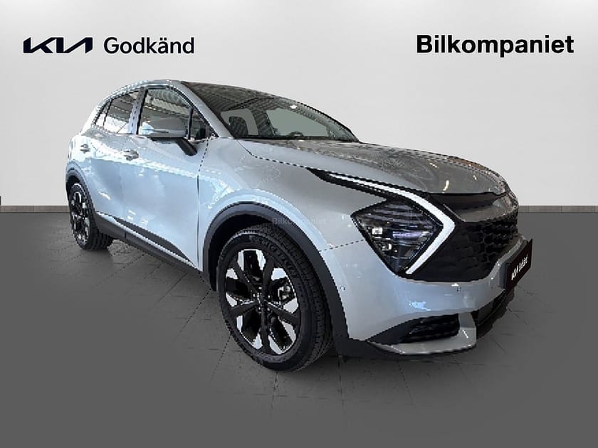 Bild 3 av Kia Sportage PHEV Advance MOMS H/K-ljud SoV-däck  Värmare Kamera