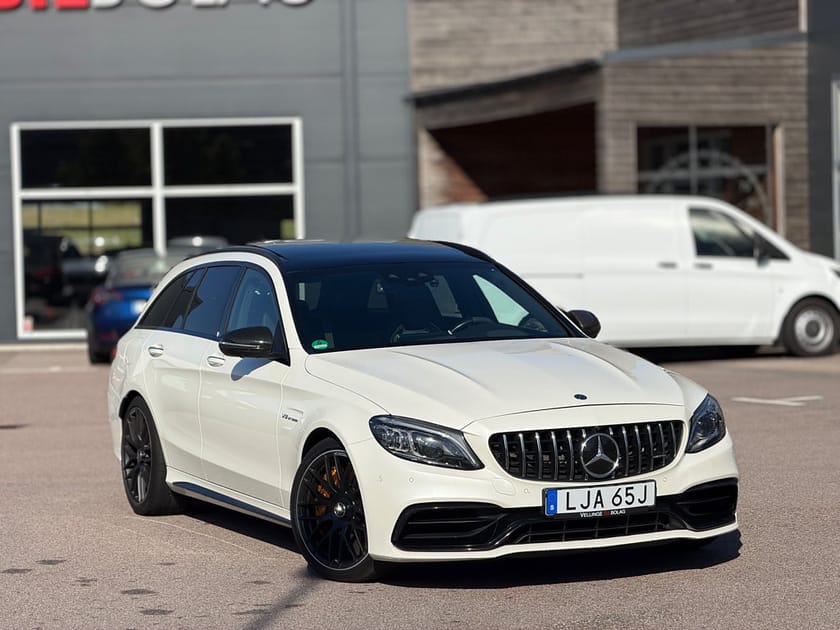 Bild 4 av Mercedes-Benz AMG C 63 S T Keramiska Burmester 360 Drag Skalstolar Pano