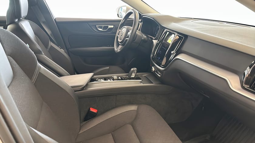 Bild 3 av Volvo V60 B4, 360 kamera, Hedin Certified