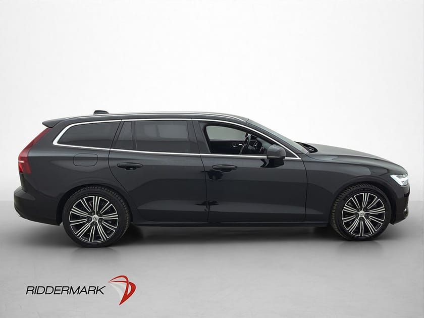 Bild 4 av Volvo V60 Recharge T6 AWD Advanced Drag Kamera Värmare