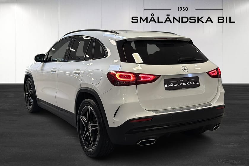 Bild 4 av Mercedes-Benz GLA 200 d AMG Line Panorama Drag  150hk