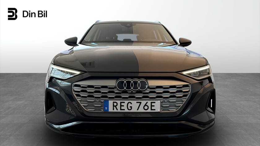 Bild 4 av Audi Q8 50 e-tron quattro Drag/Backkamera