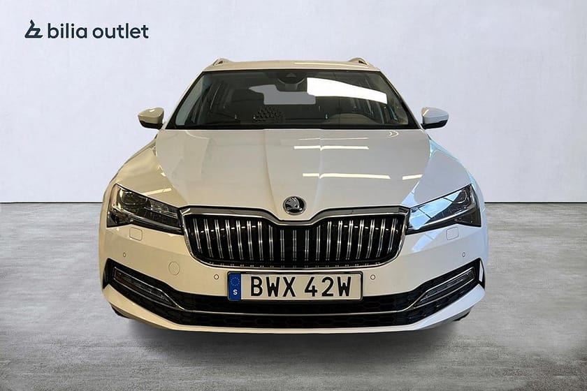 Bild 5 av Škoda Superb Kombi Skoda 1.5 TSI ACT Style Navigation Keyless Moms
