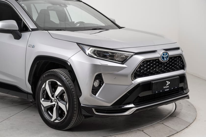 Bilde 3 av Toyota RAV4 Plug-in Hybrid ACC Krok Kamera Rattvarme