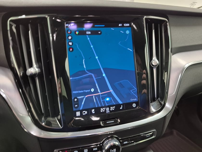 Bild 5 av Volvo V60 T6 Recharge Core Bright plug in AWD 350HK 4x4