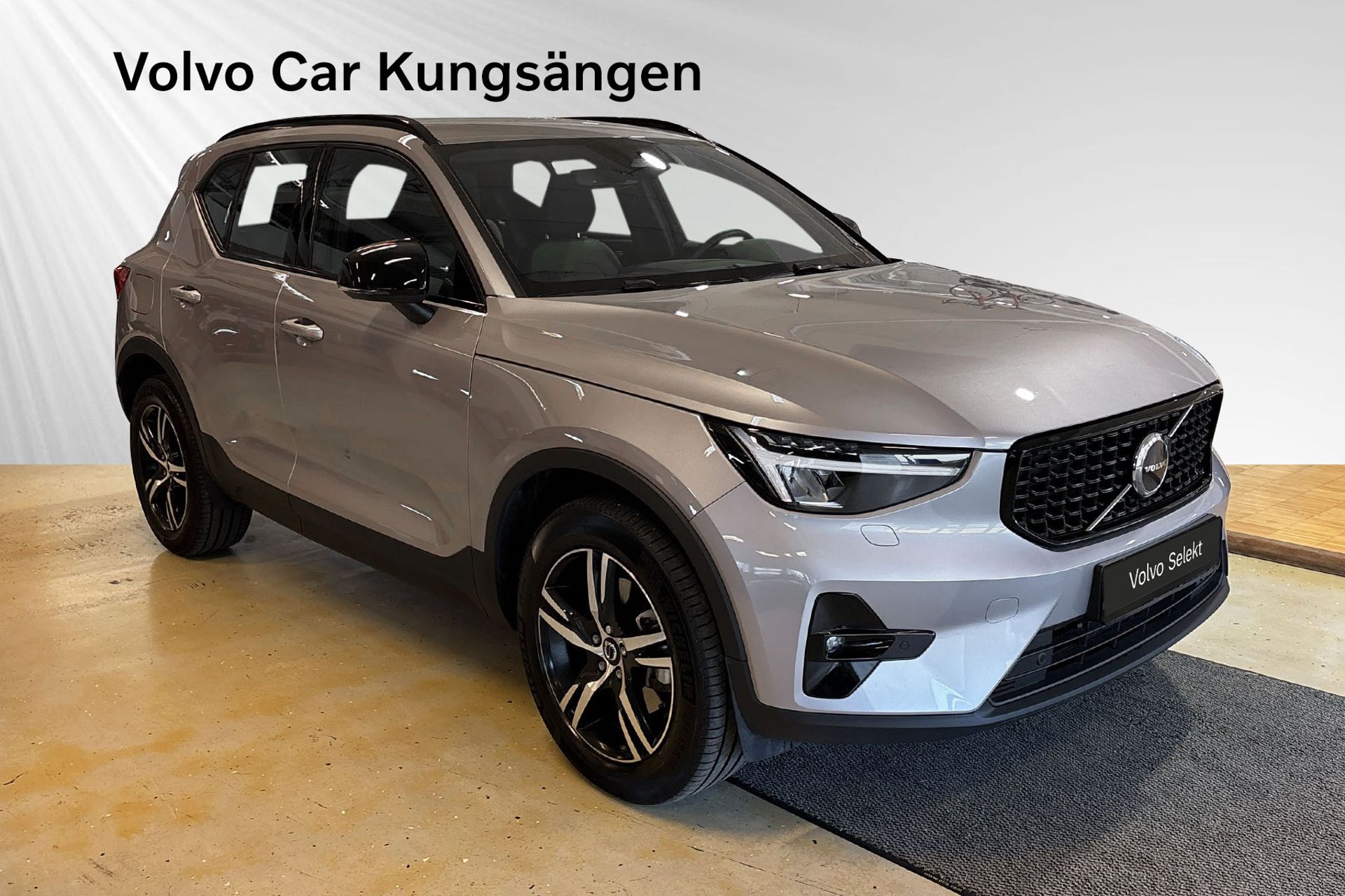 Volvo XC40 B4 FWD Bensin Plus Dark 2026, kuva 6/10
